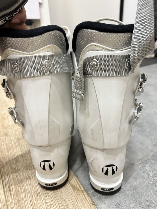Продам горнолыжные ботинки technica 38 размер