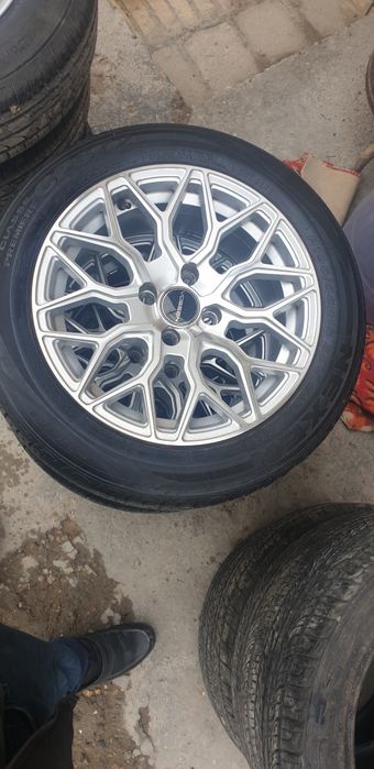 Продаётся автомобильный диск R15