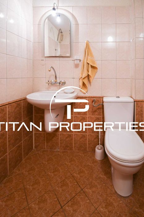 Дава се под наем Четиристаен апартамент в София, Лагера - 180 кв.м за 1100 € - Снимка #10