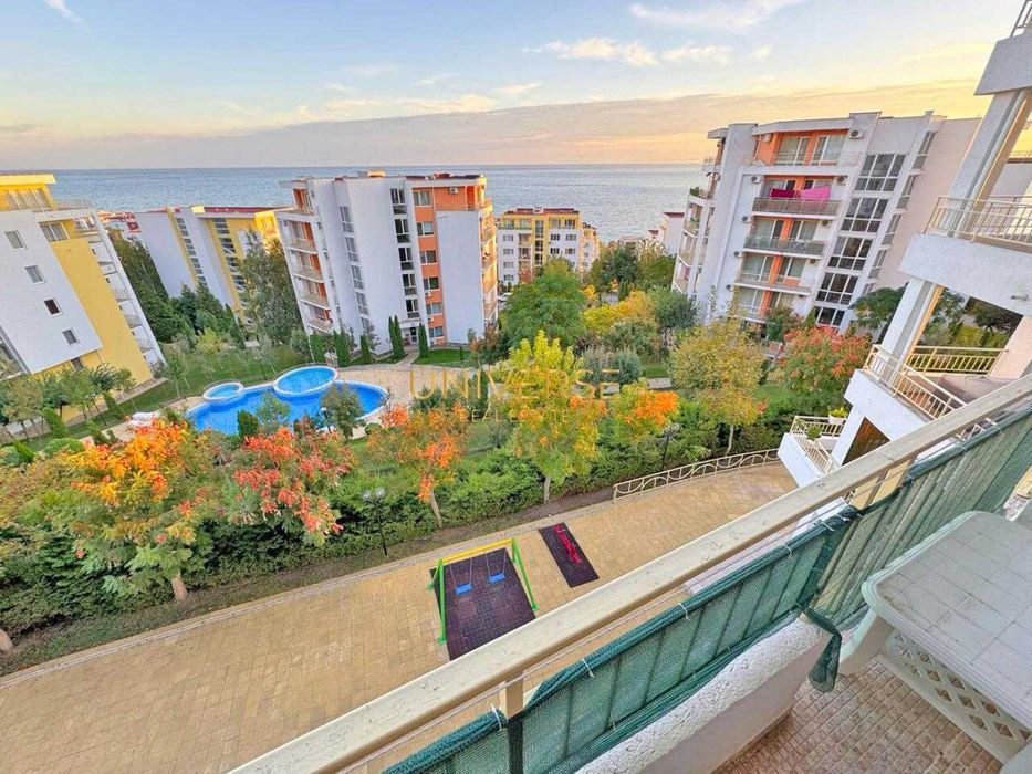 Продава се Двустаен апартамент в Свети Влас - 72 кв.м за 1063 €/кв.м - Снимка #12