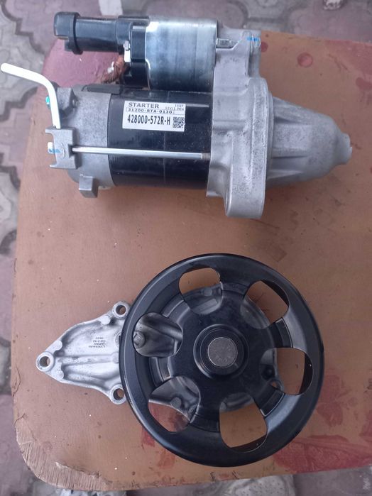 Продам помпа стартер на хонду 2.4 обьём