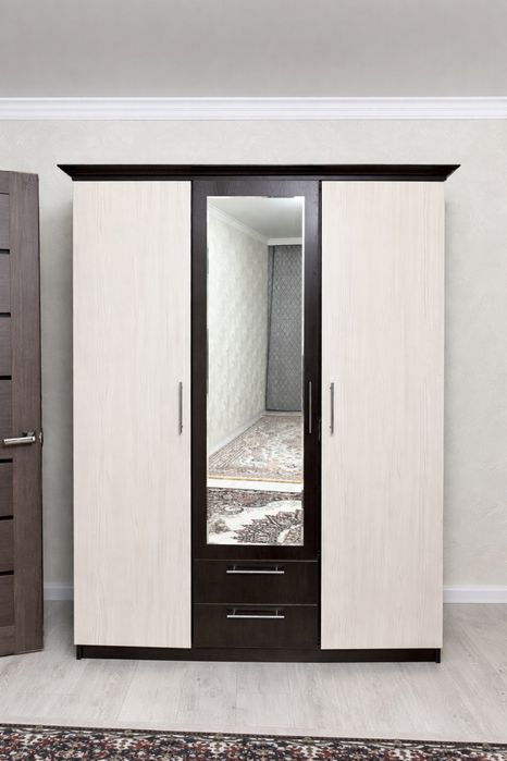 Шкаф в хорошем состоянии