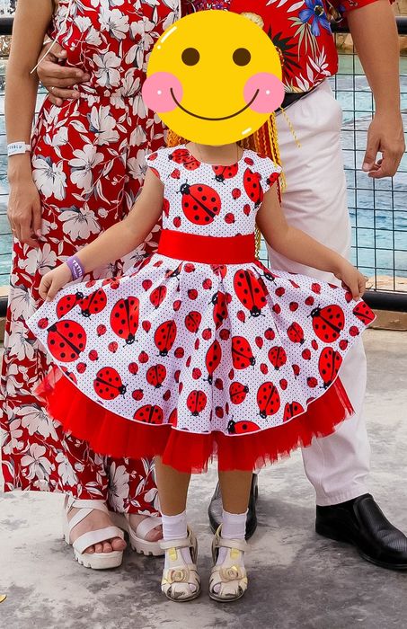 Роскошной платье на 5 лет.