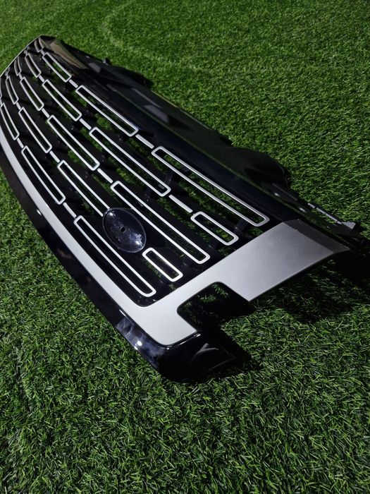 Решётка радиатора на Range Rover