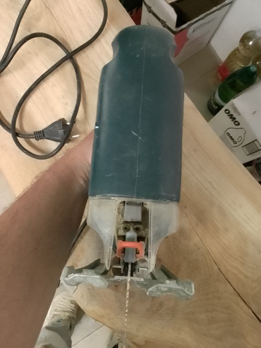Decupir.  șoricel black&decker