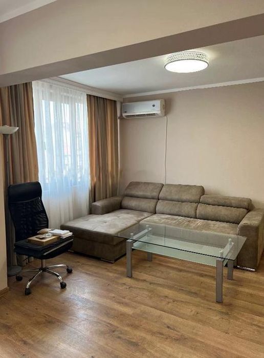 Дава се под наем Тристаен апартамент в Пловдив, Кършияка - 93 кв.м за 600 € - Снимка #2