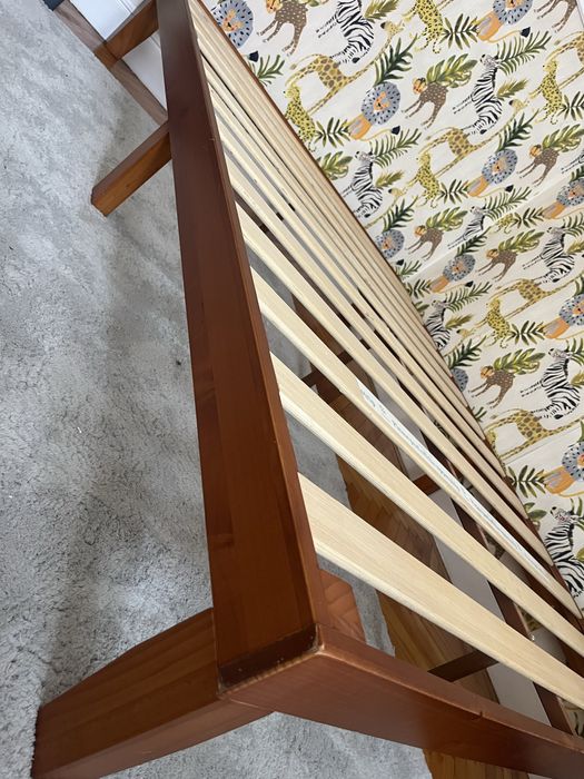 Pat 140/200 nou din lemn