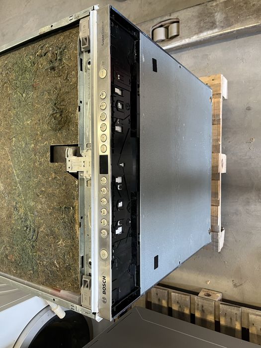 Съдомиялна за пълно вграждане Bosch 60см