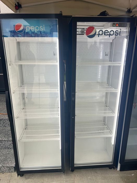 Vitrine frigorifice de inchiriat