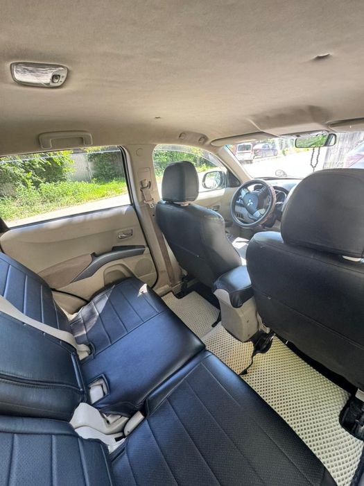 Mitsubishi Outlender XL