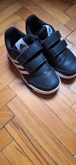 Обувки Adidas 30 номер