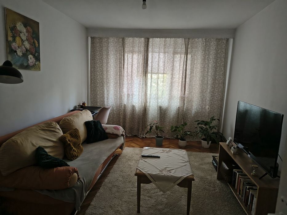 3 camere, de vânzare