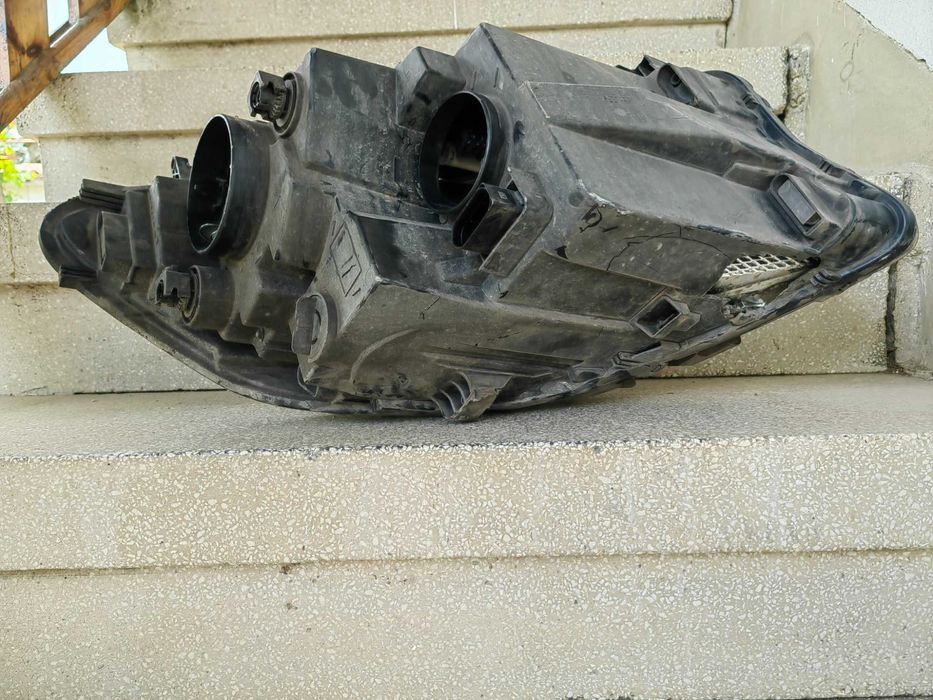 Фарове Mercedes Sprinter W910 ляв десен/Фар Мерцедес Спрентер Оригинал