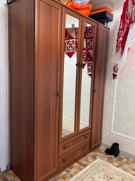 шкаф комнатный