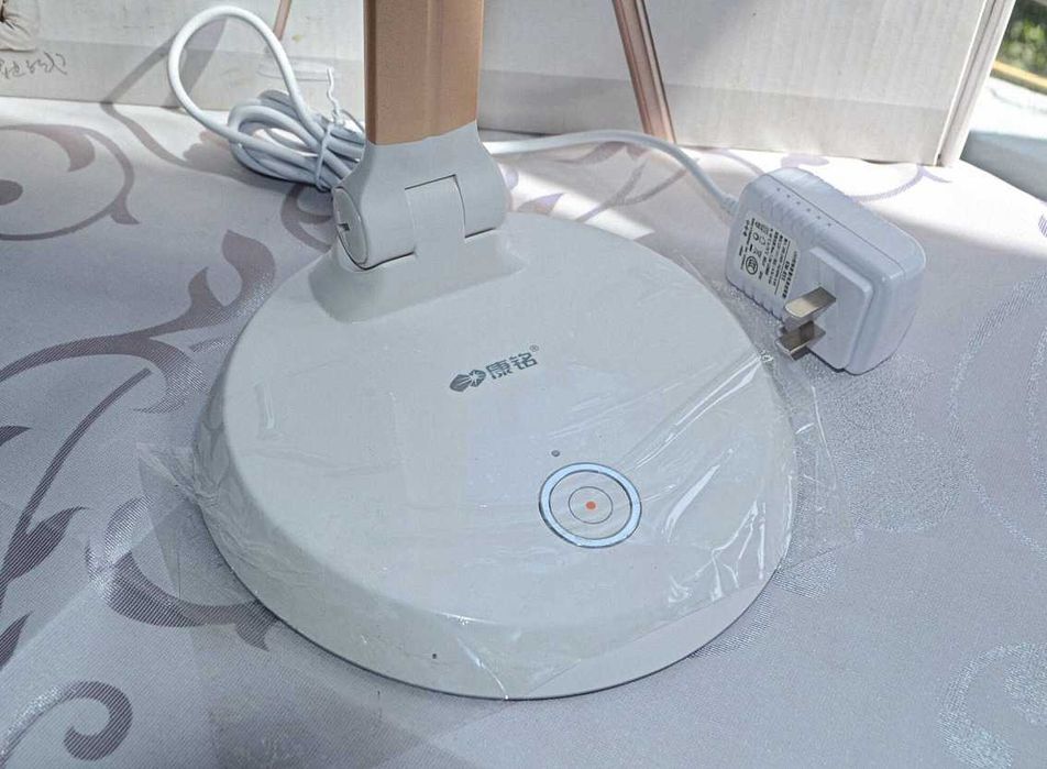 Настольный светильник 6 watt LED  KM-S067