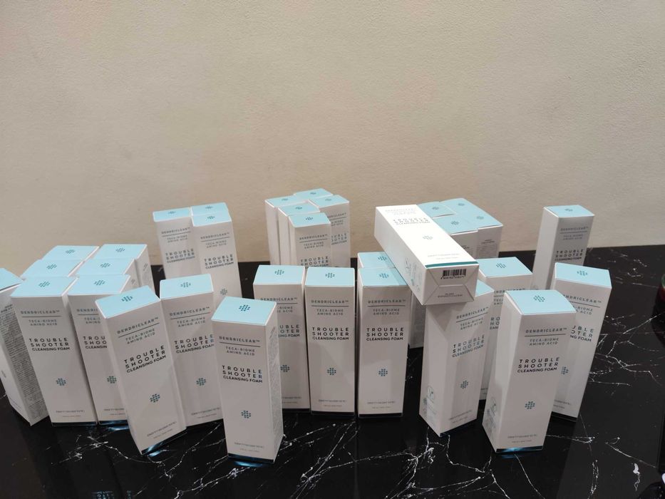 TROUBLE SHOOTER CLEANSING FOAM Derma centric Koreya maxsuloti
