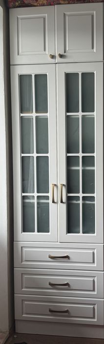 Продам шкаф (шифоньер ) в отличном состояний