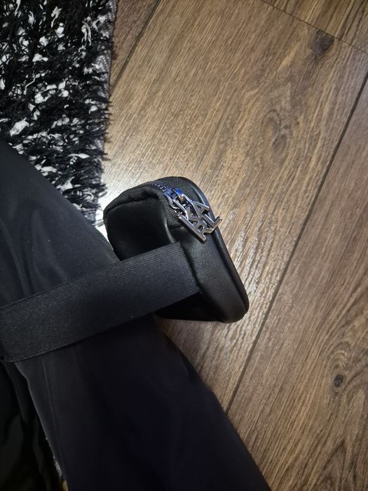 Jarl Lagerfeld яке, Laura Mercier ароматно масло за тяло и  вана