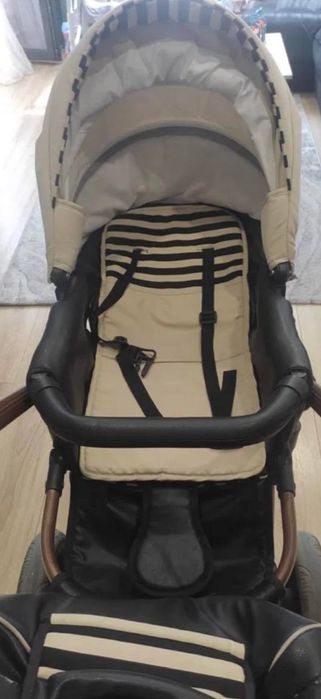 Продавам бебешка количка 3 в 1