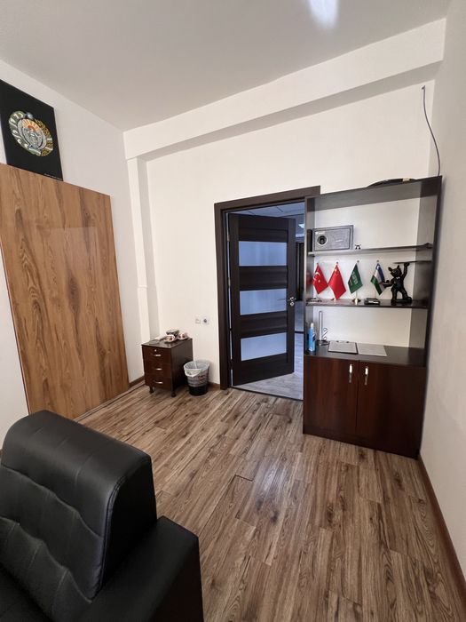 Arzon ofis jmiy krug  25kvadrat