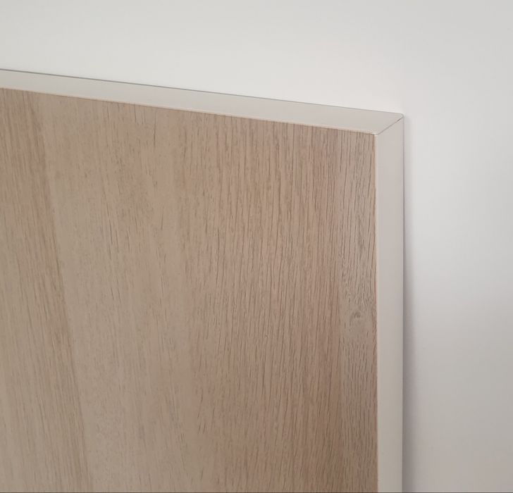 Blat masa  model Ikea 150x75 cm

Dimensiuni: 150x75 cm