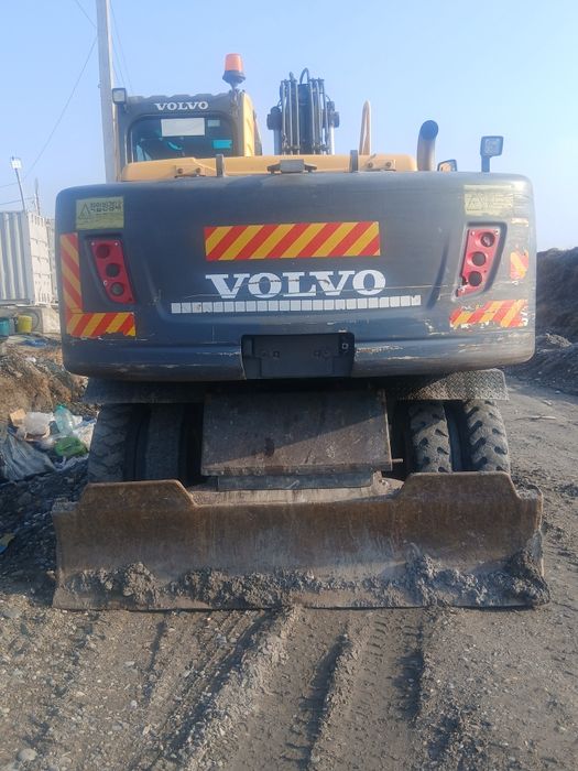 Ekskavator volvo 145 EW prime