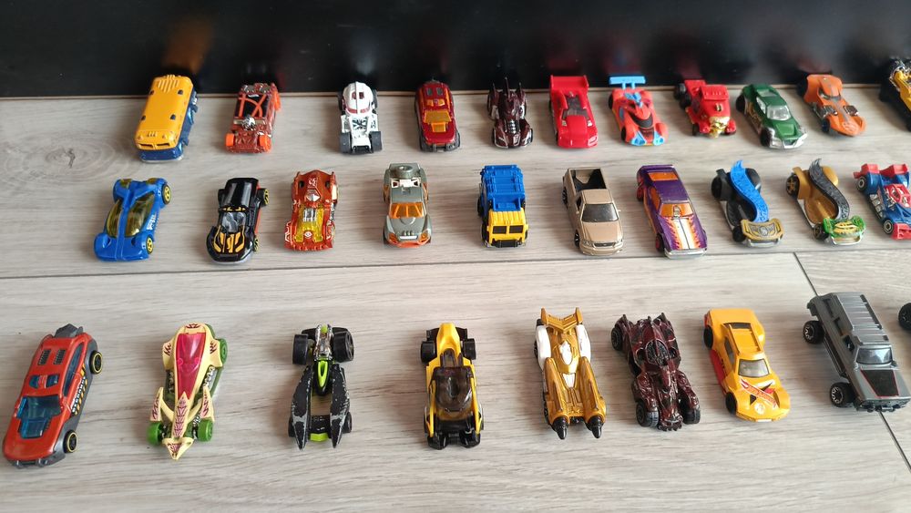 Колички  Hot Wheels