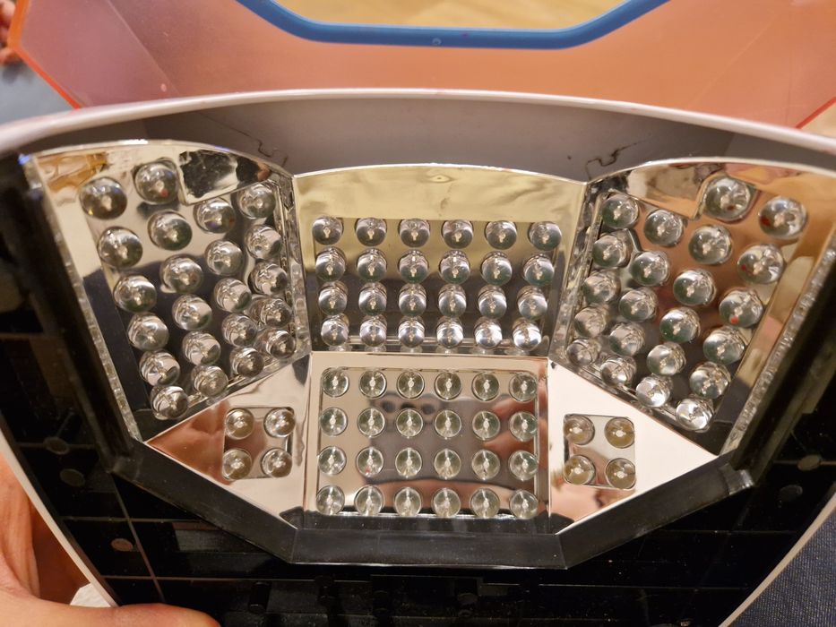 Лампа за гел лак