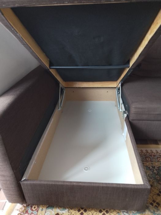 Canapea mare  cu ladă de depozitare