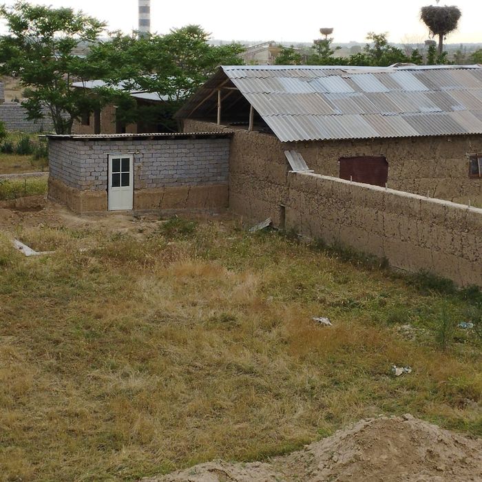 Пискент туманида 6 сотих кадастрли ер  сотилади