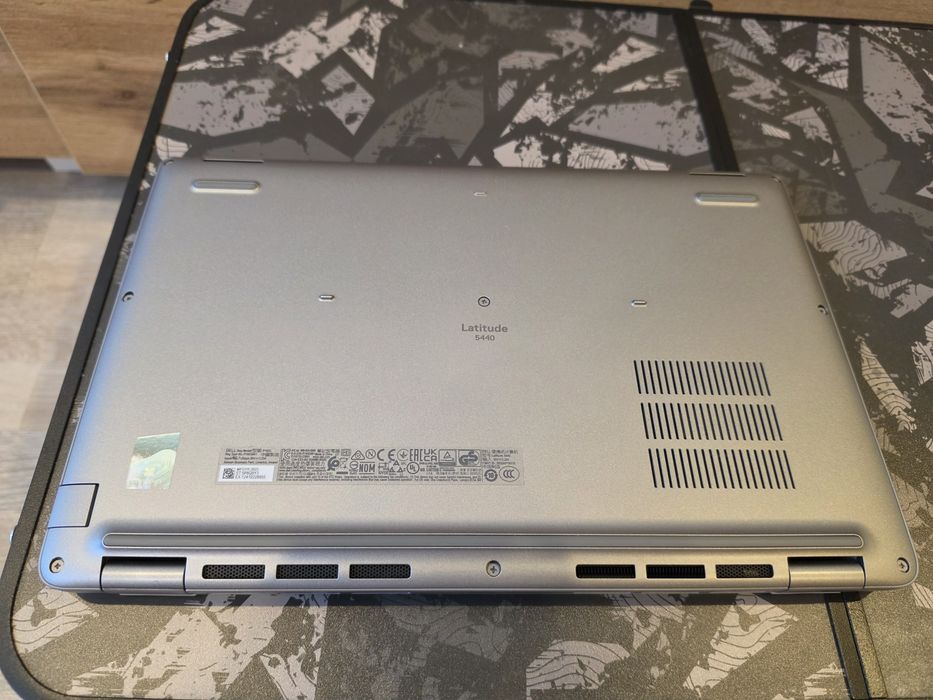 Dell Latitude 5440 / i5-1345U / 16GB Ram / 256 SSD