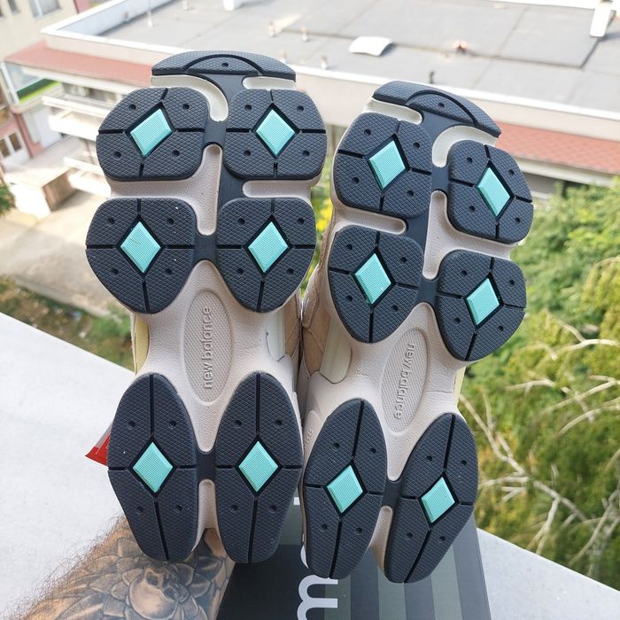 New Balance 9060 Sea Salt Surf 37