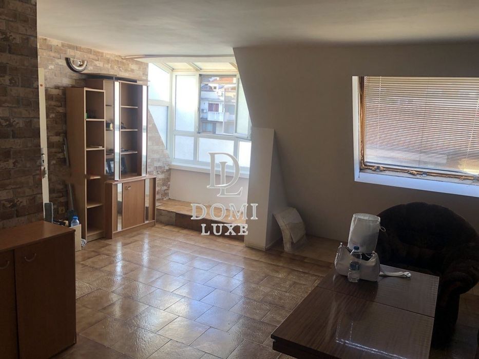 Продава се Тристаен апартамент в Варна, Централна поща - 60 кв.м за 1045 €/кв.м - Снимка #2