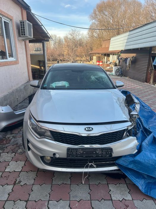 Кия К5 2016 аварийная на запчасти