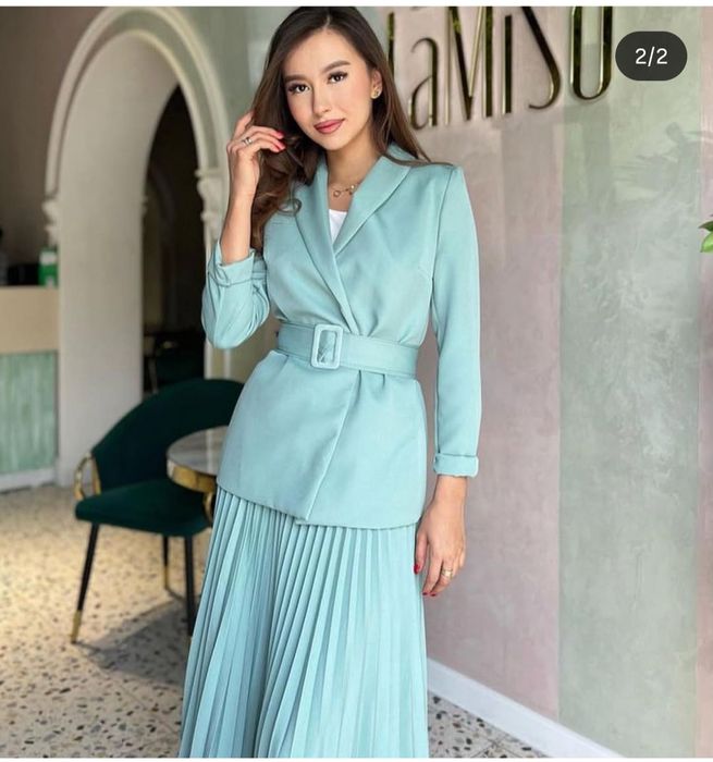 Элегантный костюм женский