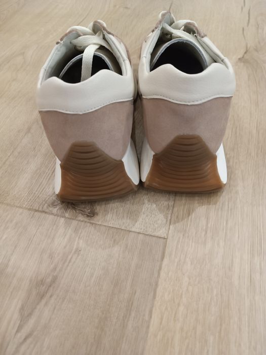 Маратонки от естествена кожа