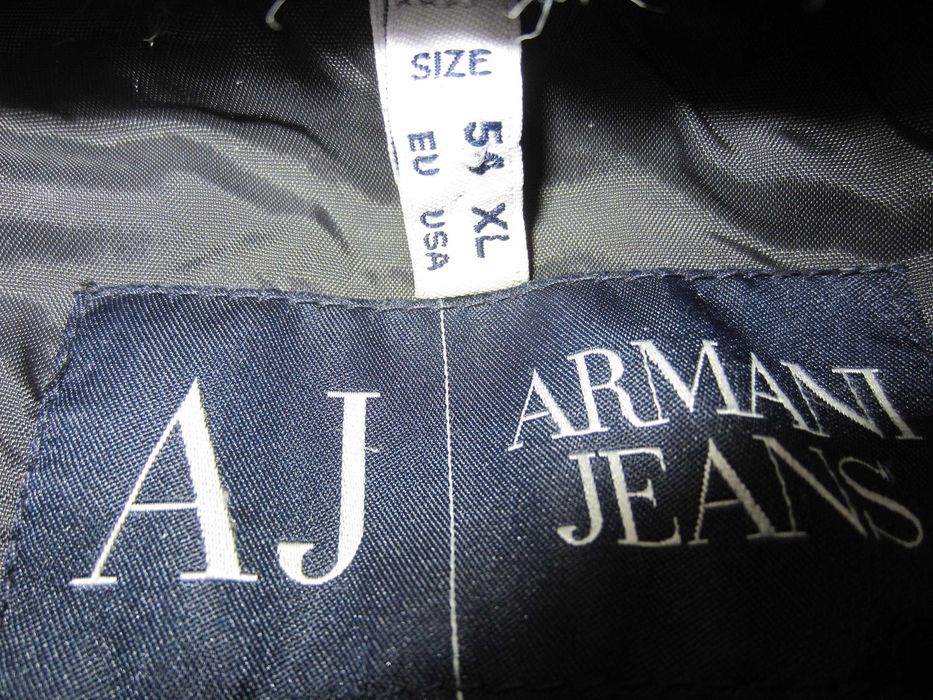 Parka Armani, masura 54 XL,umplutura puf+fulgi, DETALII in DESCRIERE