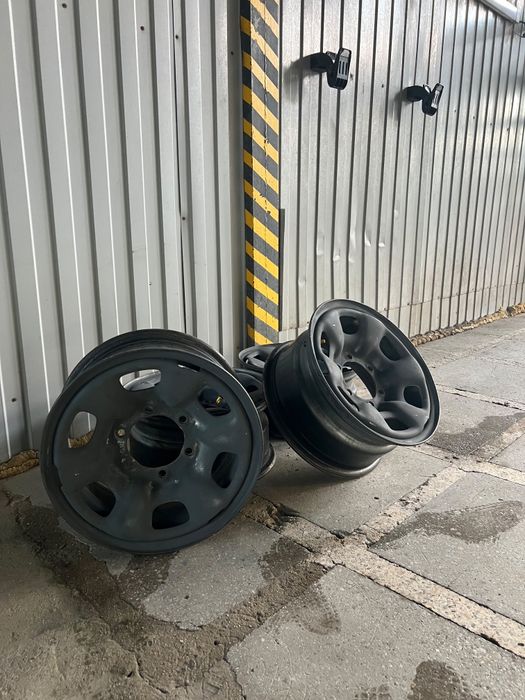 Продам диски Hilux