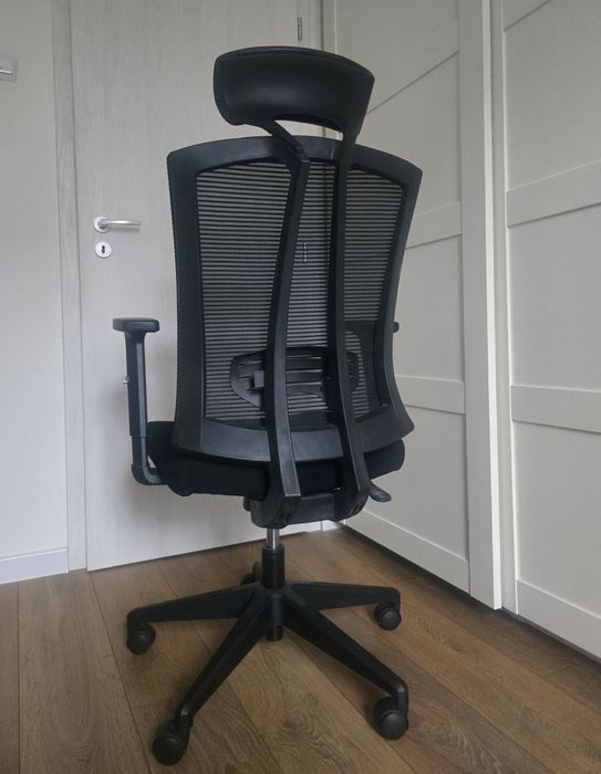 Офис стол в отлично състояние