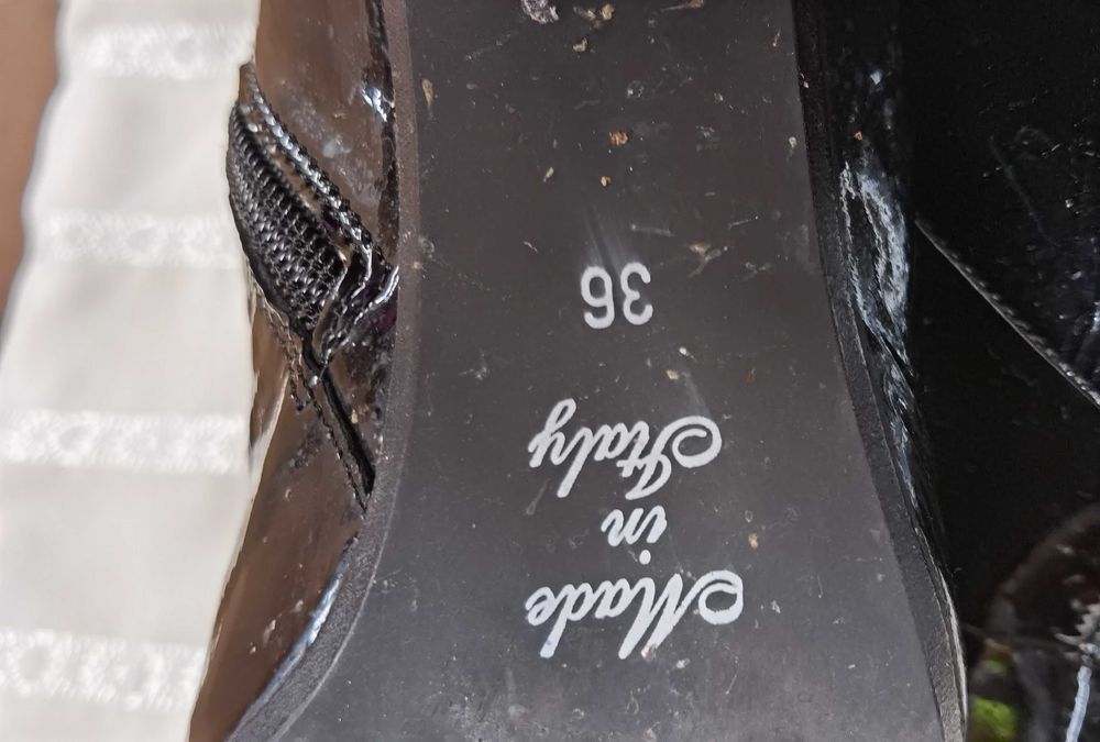 Дамски елегантни лачени обувки на висок ток от естествена кожа