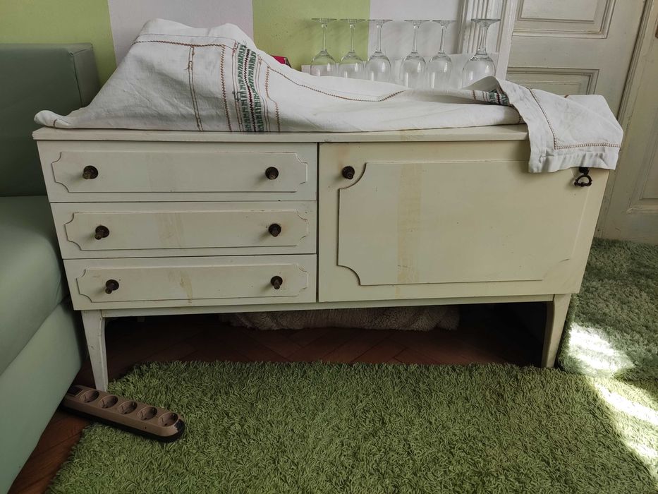 vand sifonier,  masina de spalat 5 kg,  2 fotolii, scaune, mobilier