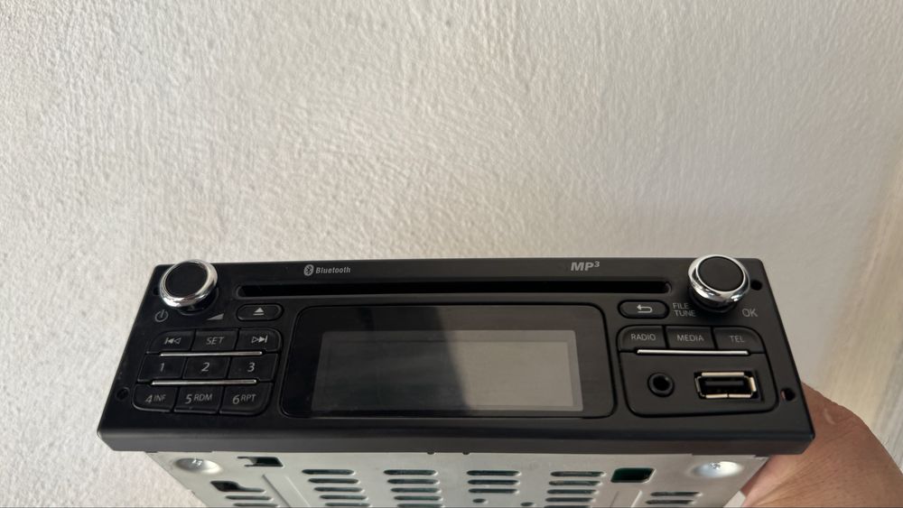 Radio Dacia , Renault