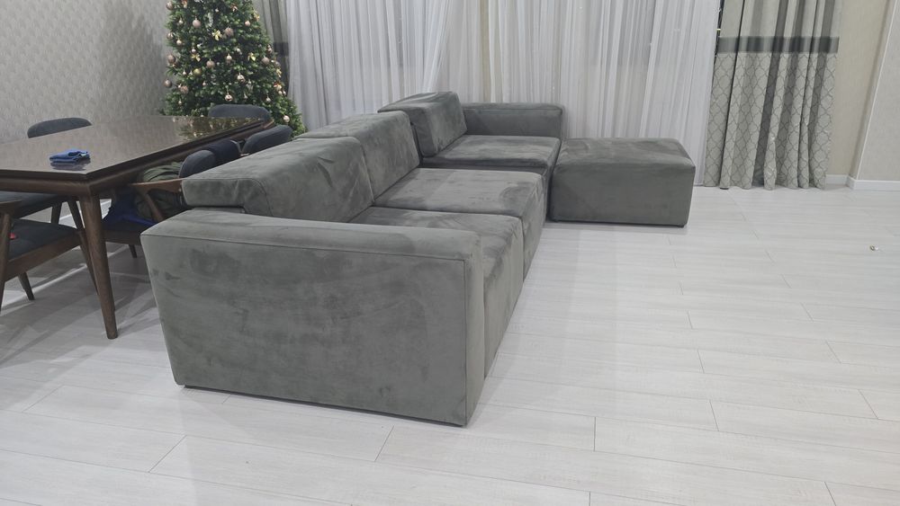 Диван угловой большой