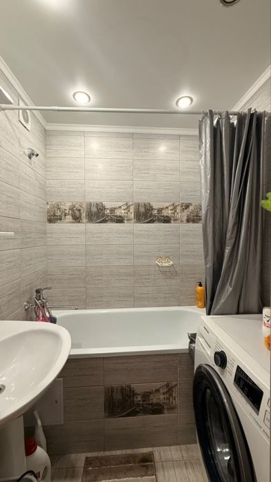 Продается 3 х комнатная квартира