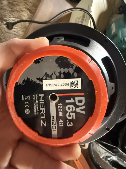 Тонколони HERTZ