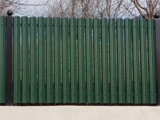 garduri si porti tip jaluzea fer forjat șipcă metalică plasă bordurat