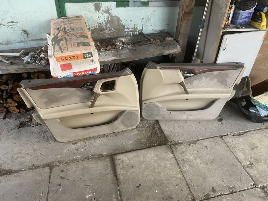 продам 4 общивки с деревом на мерседес w210