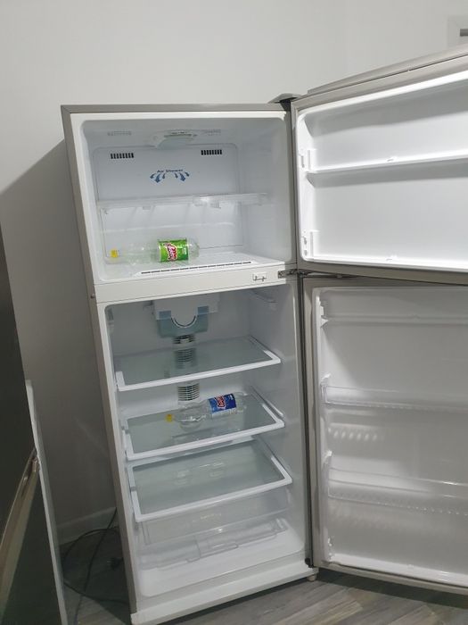 Продаётся холодильник