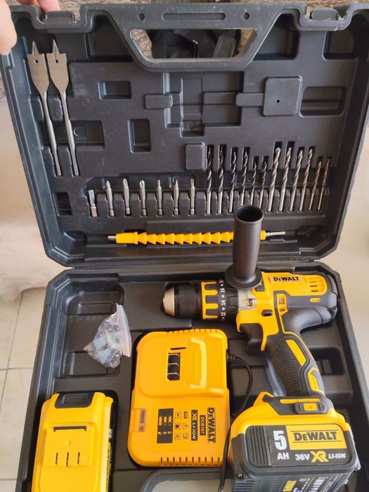 Autoritatea Dewalt pe acumulator