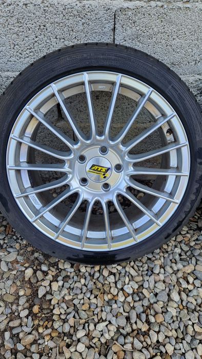 AUDI , VW  Джанти със летни гуми  225/40/18  8J×18  ET 65  5×112